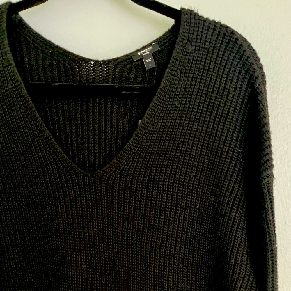 Chunky Knit V-Neck Relaxed Fit Sweater